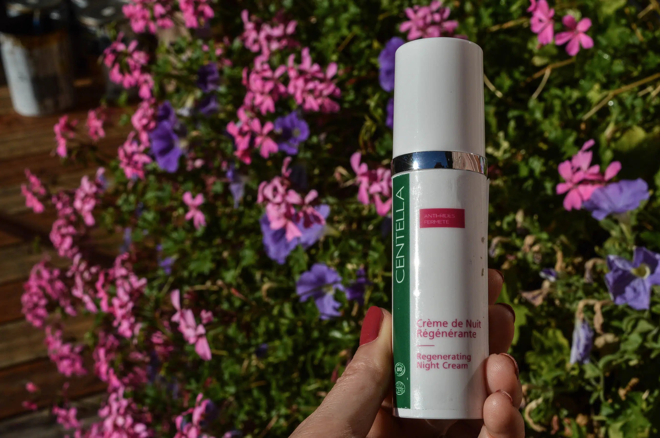 Que vaut la nouvelle gamme bio Anti-rides fermeté à l'immortelle Centella - Bienvenue chez vero - Crème de nuit régénérante