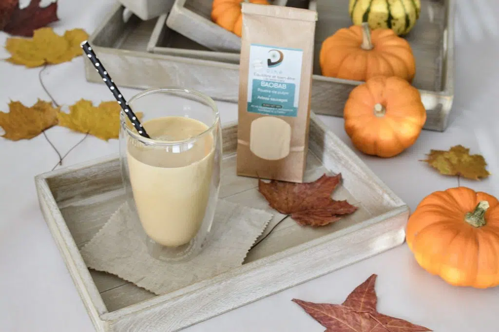 De la poudre de baobab dans un smoothie butternut banane cacao (2)
