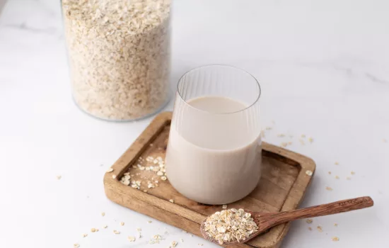 Que faire avec du lait d&rsquo;avoine sainement